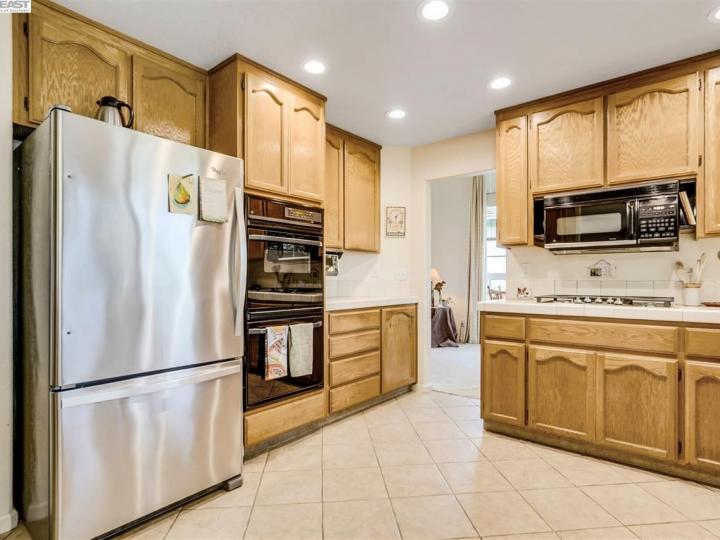 1007 Eve Ln, Livermore, CA | Windmill Springs. Photo 8 of 37