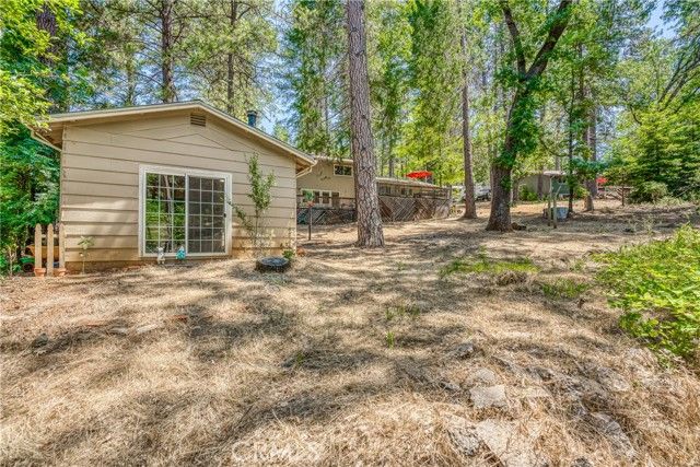 10313 Kenwood Dr, Grass Valley, CA | . Photo 26 of 60