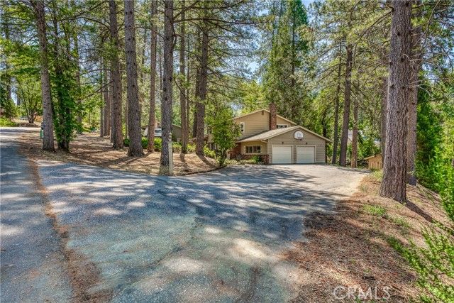 10313 Kenwood Dr, Grass Valley, CA | . Photo 38 of 60
