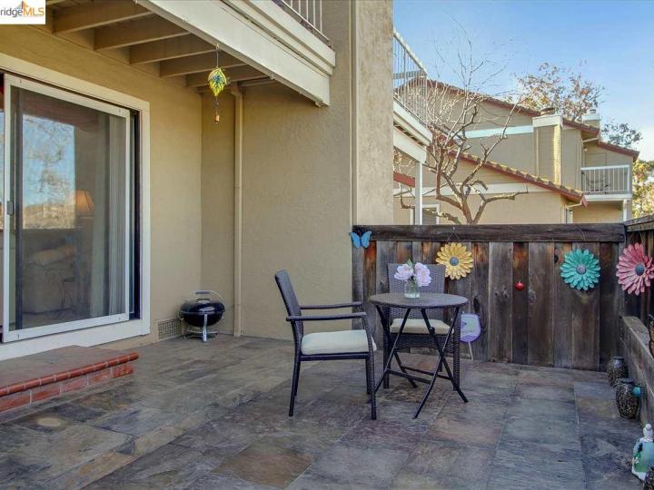 109 Peppermill Ln, Pittsburg, CA, 94565 Townhouse. Photo 18 of 33