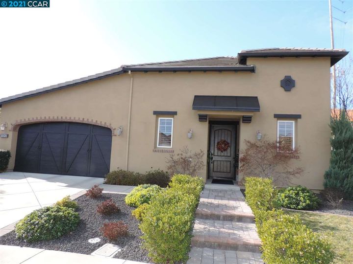 1121 Medoc Ct, Brentwood, CA | Trilogy Vineyards. Photo 2 of 40