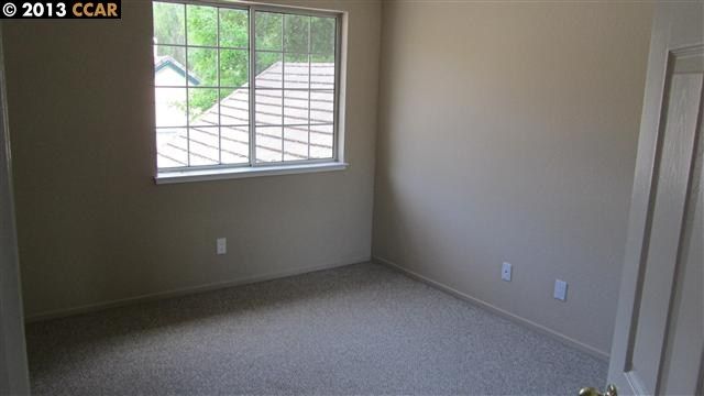 1171 Shell Ln, Clayton, CA, 94517 Townhouse. Photo 9 of 18