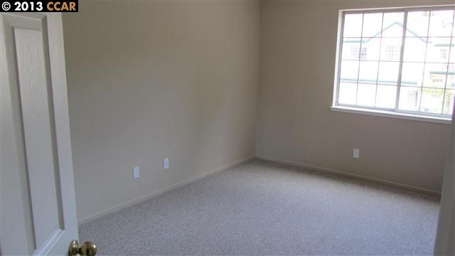 1171 Shell Ln, Clayton, CA, 94517 Townhouse. Photo 10 of 18