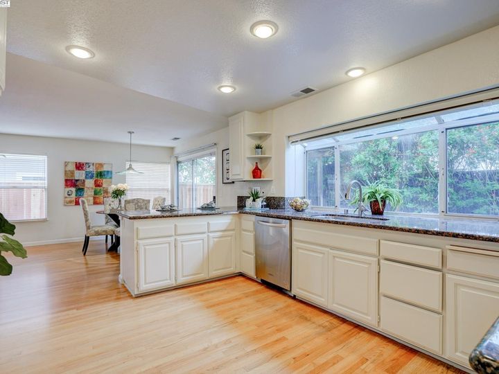 119 Montevideo Cir, Fremont, CA | Mission District. Photo 11 of 40