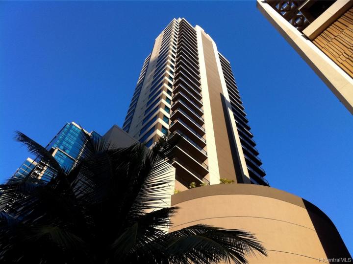 The Pinnacle Honolulu condo #25A. Photo 1 of 1