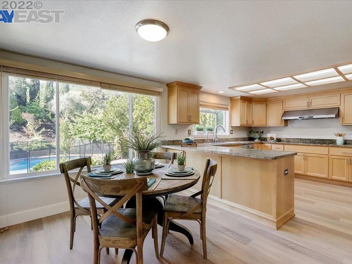 120 Woodstock Ct, Richmond, CA | Carriage Hills S. Photo 19 of 38