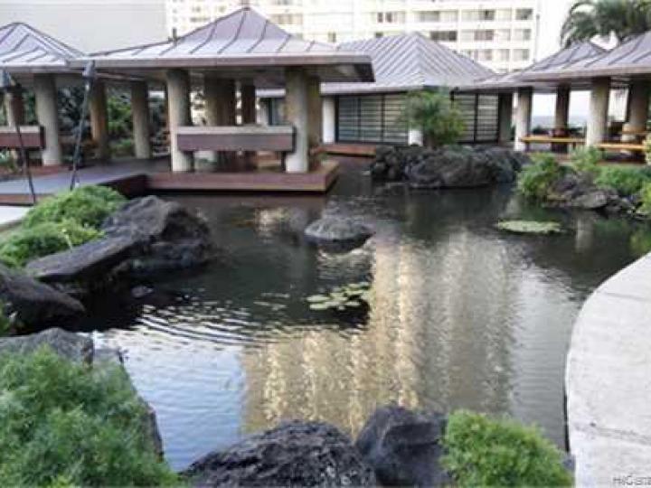 Honolulu Park Place condo #2909. Photo 7 of 8