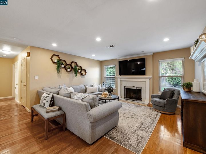 1215 Traud Dr, Concord, CA | Colony Park. Photo 11 of 47