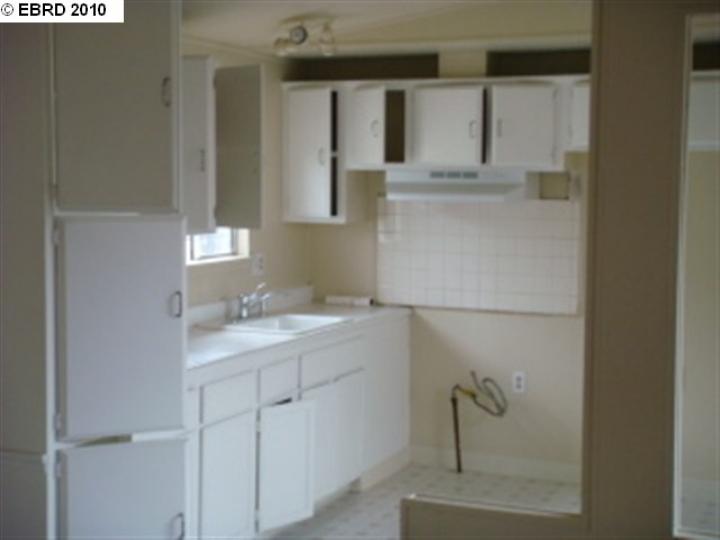 1216 88th Ave, Oakland, CA | East Oakland. Photo 2 of 6