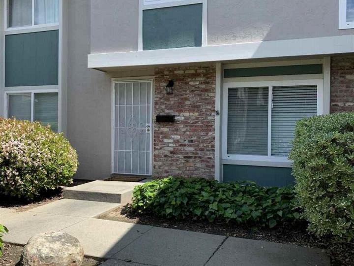 1233 Pine Creek Way #D, Concord, CA, 94520 Townhouse. Photo 1 of 17