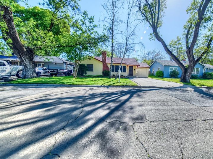 1248 Grinnell St, Modesto, CA | . Photo 3 of 38