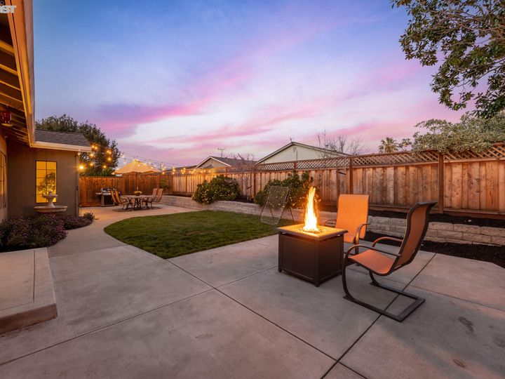 1294 Saint Mary Dr, Livermore, CA | Jensen Tract. Photo 27 of 34