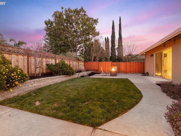 1294 Saint Mary Dr, Livermore, CA | Jensen Tract. Photo 32 of 34