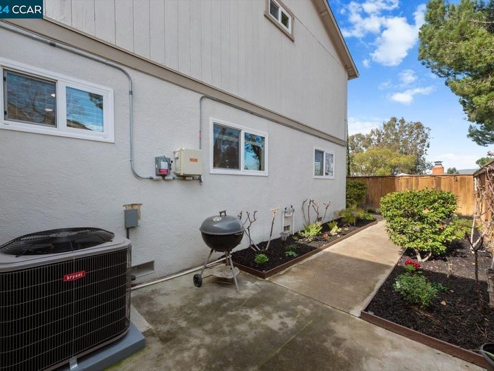 132 Mt Etna Dr, Clayton, CA, 94517 Townhouse. Photo 31 of 57