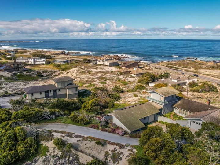 1335 Arena Ave, Pacific Grove, CA | . Photo 16 of 37
