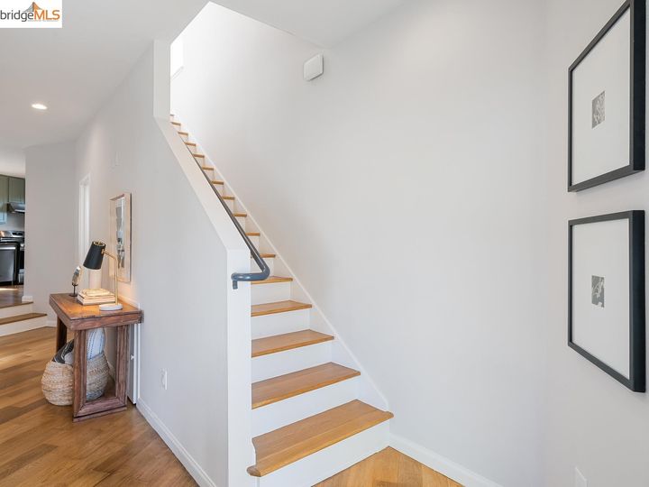 1345 E 36th St, Oakland, CA | Lower Glenview. Photo 15 of 44