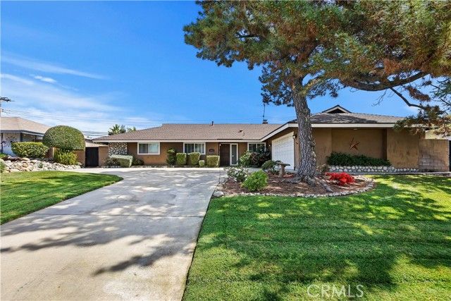 1352 N Albright Ave, Upland, CA | . Photo 4 of 46