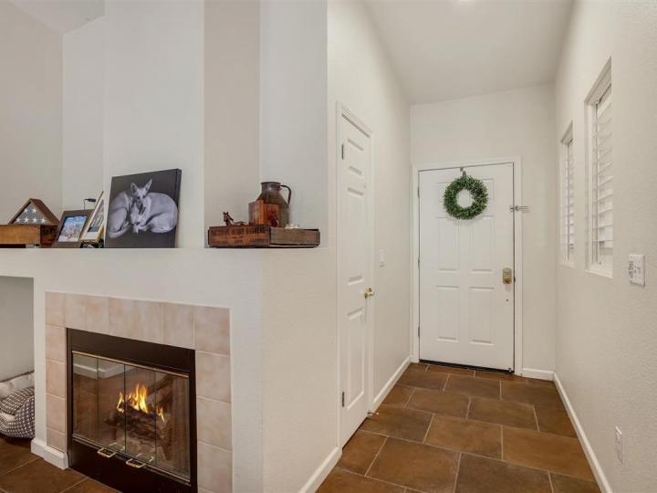 1361 Peregrine Dr, Gilroy, CA | . Photo 6 of 24