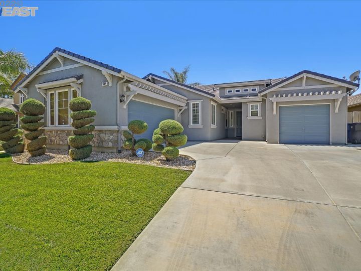 1384 Shearwater Dr, Patterson, CA | . Photo 2 of 51