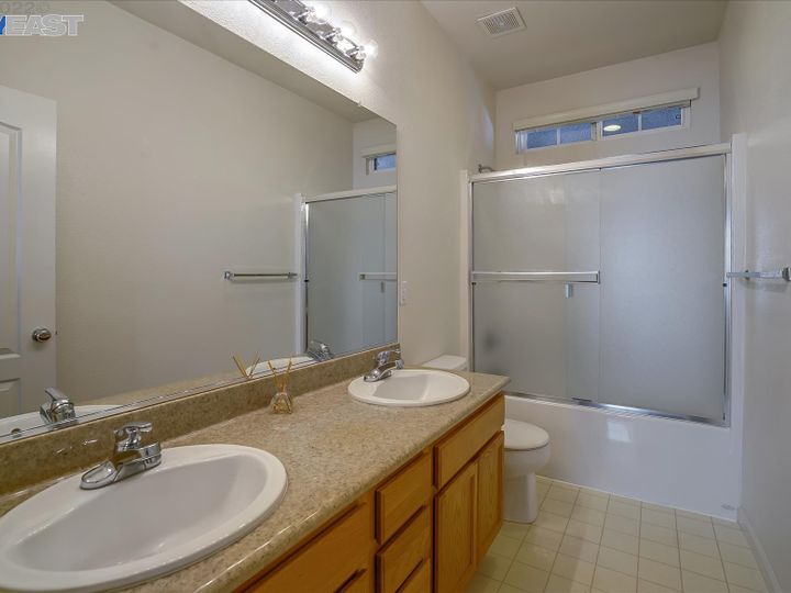 1384 Shearwater Dr, Patterson, CA | . Photo 35 of 51