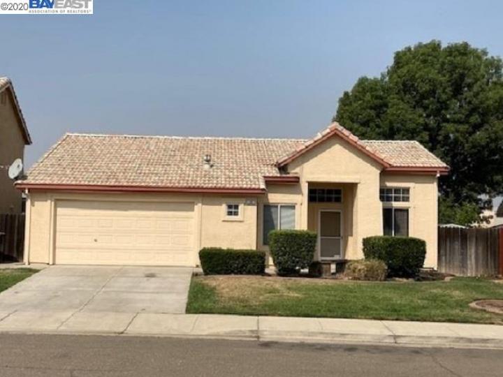 1387 Peppertree Way, Tracy, CA | Woodfield Ests. Photo 1 of 28