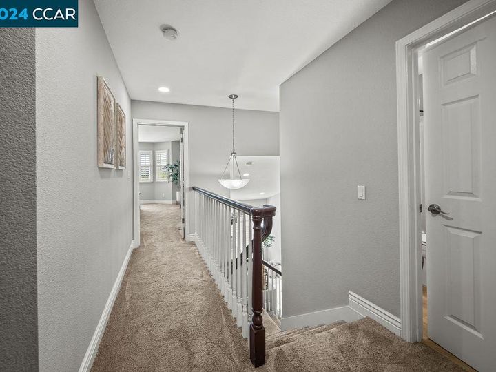 1390 Shell Ln, Clayton, CA, 94517 Townhouse. Photo 20 of 51
