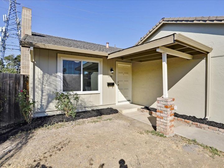 1398 Tofts Dr, San Jose, CA | . Photo 3 of 32
