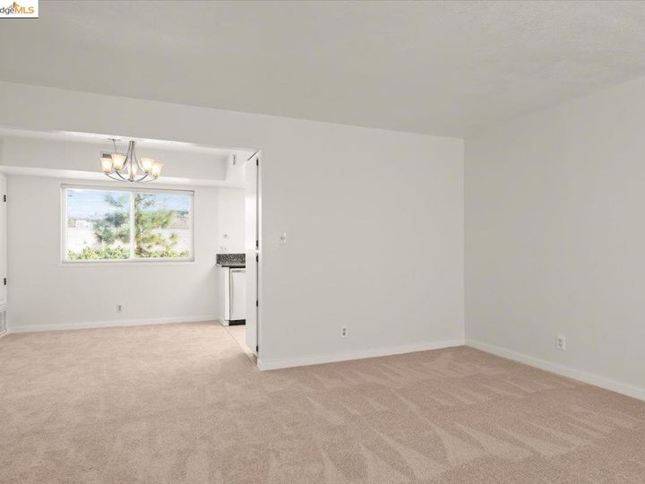 14003 Reed Ave, San Leandro, CA, 94578 Townhouse. Photo 6 of 39