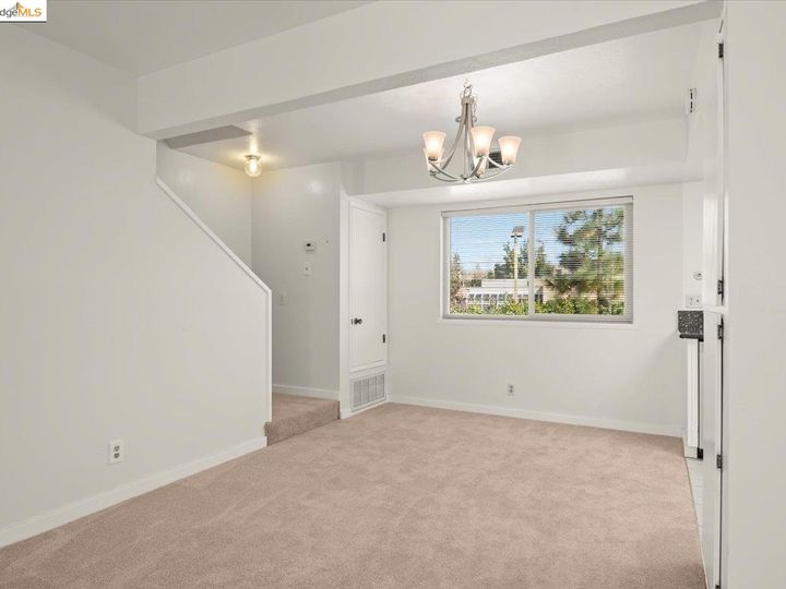 14003 Reed Ave, San Leandro, CA, 94578 Townhouse. Photo 9 of 39