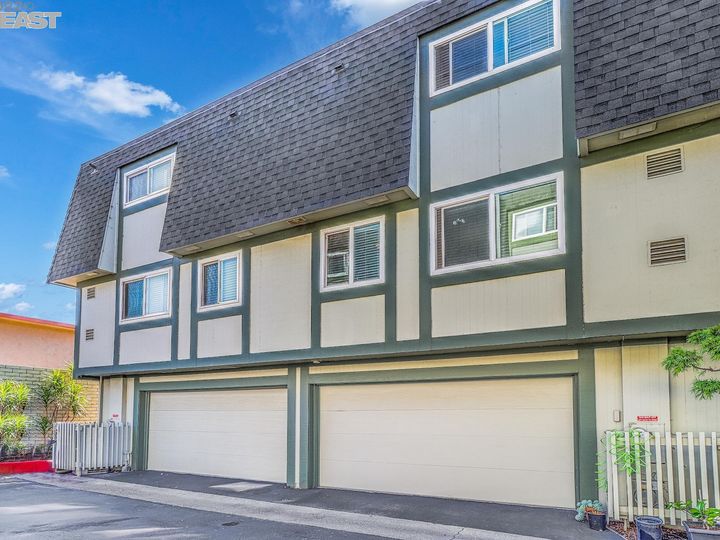 14034 Reed Ave, San Leandro, CA, 94578 Townhouse. Photo 1 of 27