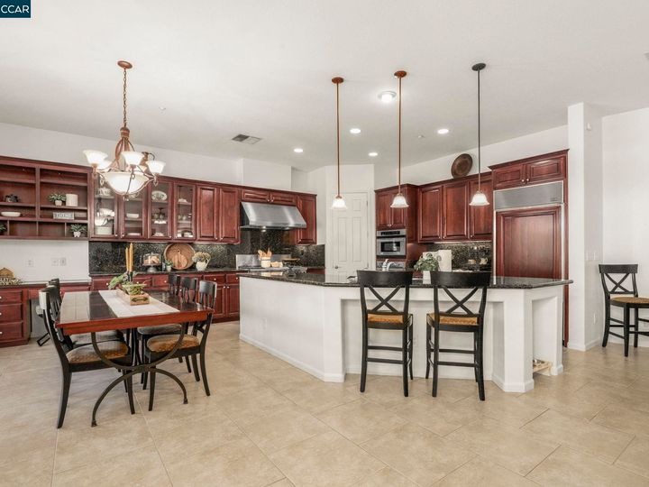 1413 Sweetbriar Ct, Brentwood, CA | Sterling Preserve. Photo 12 of 51