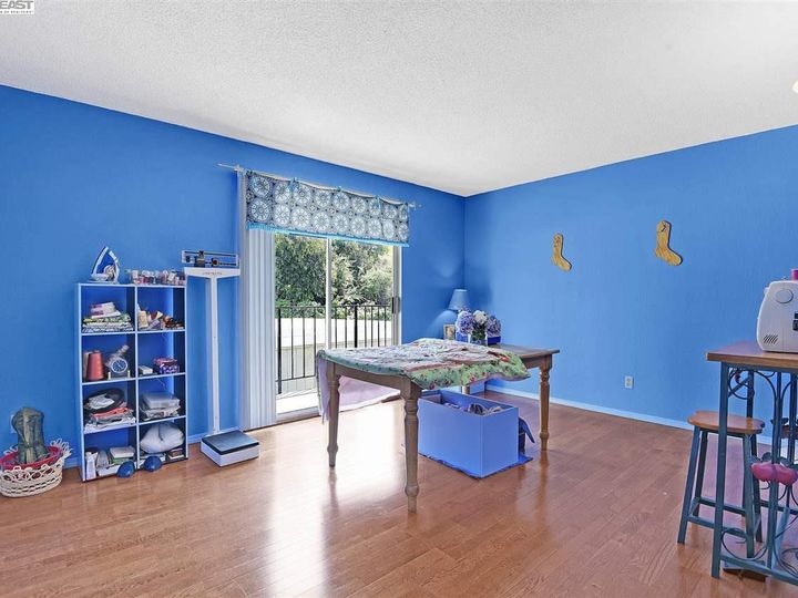 14479 Kings Ct, San Leandro, CA, 94578 Townhouse. Photo 18 of 29
