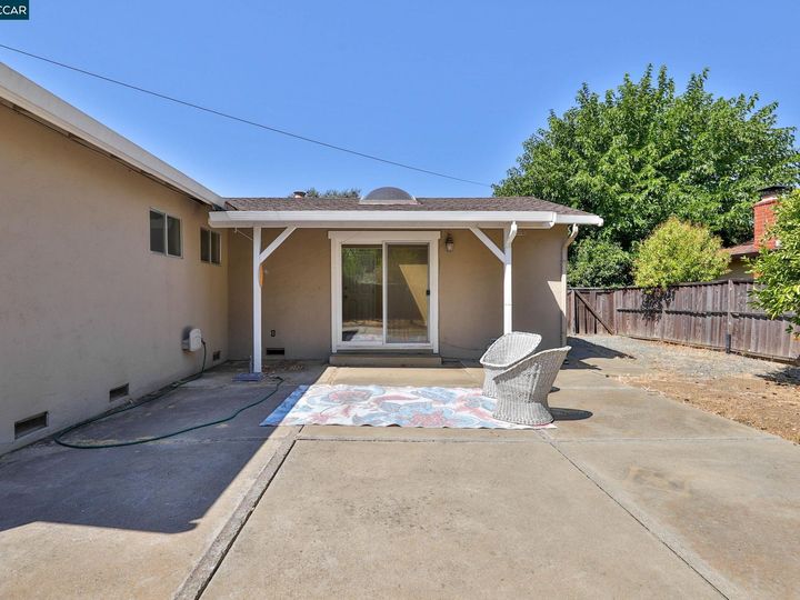 1458 Bassett Dr, Concord, CA | Newhall. Photo 18 of 25