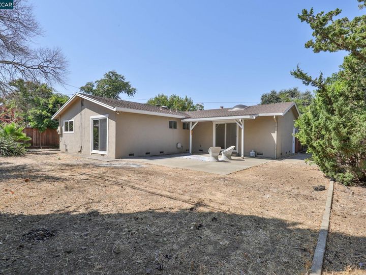 1458 Bassett Dr, Concord, CA | Newhall. Photo 21 of 25