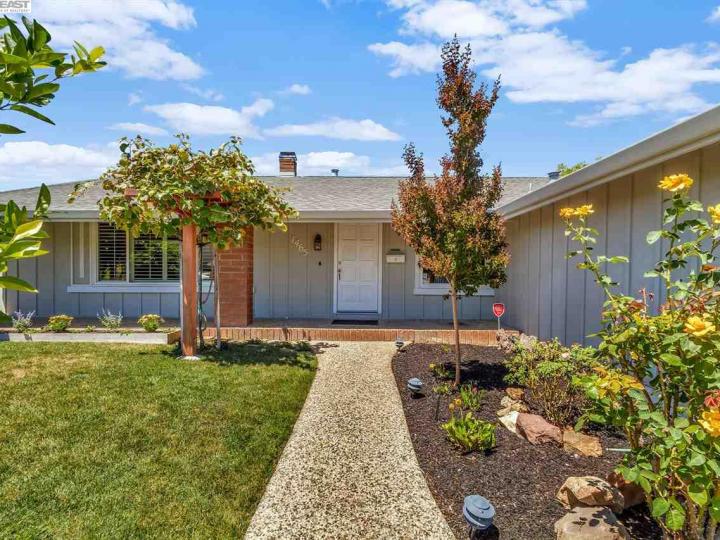 1465 Darwin Ave, Livermore, CA | Sunset East. Photo 34 of 38