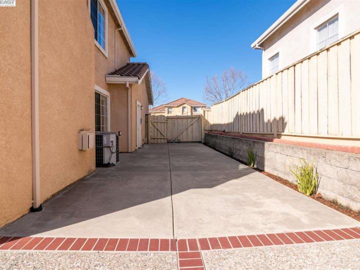 151 Leal Way, Fremont, CA | Mission Hills. Photo 35 of 38