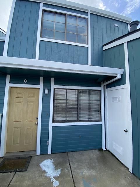 154 N Madeira Ave #G, Salinas, CA, 93905 Townhouse. Photo 2 of 26