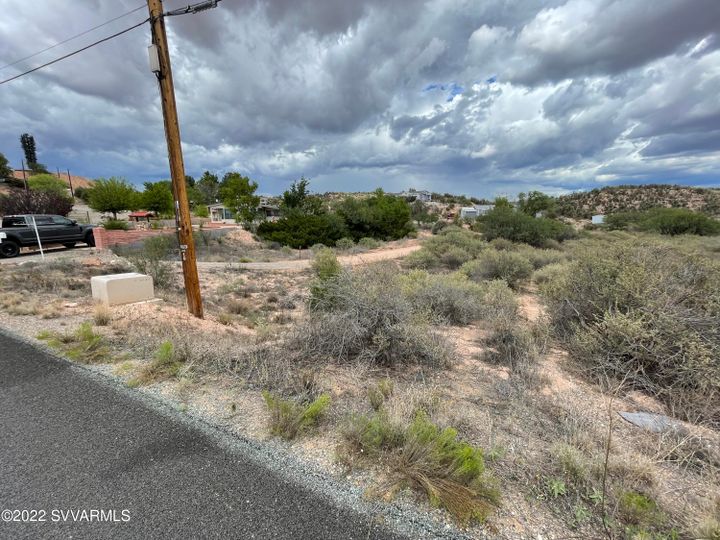 1567 S Hogan Ln, Cottonwood, AZ | Under 5 Acres. Photo 16 of 17