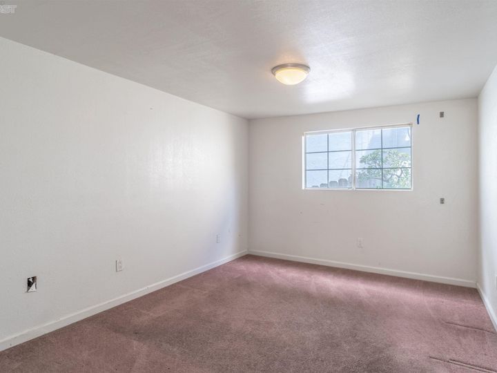 16547 Russell Ct, San Leandro, CA | Fairmont Terrace. Photo 18 of 23