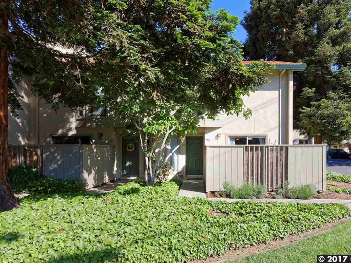 1710 Parkside Dr #17, Walnut Creek, CA, 94597 Townhouse. Photo 1 of 11
