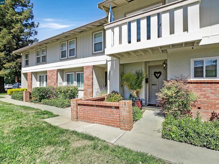 1810 Wildbrook Ct #D, Concord, CA, 94521 Townhouse. Photo 1 of 27