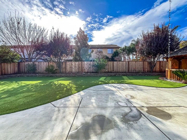 188 Continente Ave, Brentwood, CA | . Photo 31 of 54