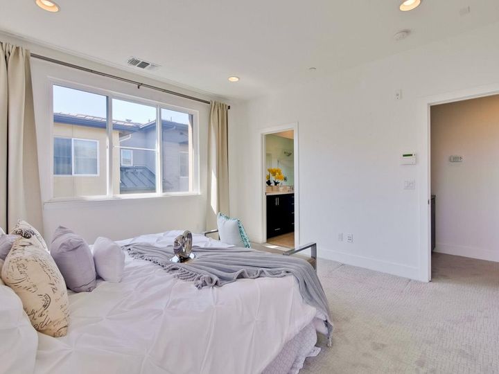 1913 Cadence Ln, Milpitas, CA, 95035 Townhouse. Photo 48 of 60