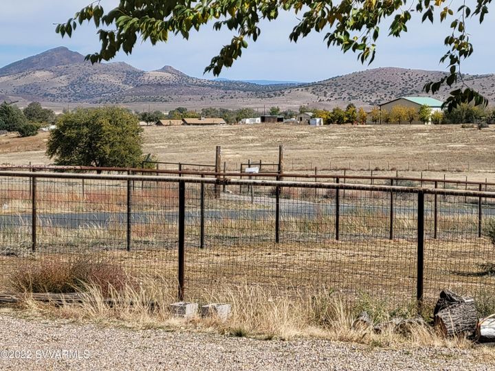 1923 Bumblebee Dr, Chino Valley, AZ | Under 5 Acres. Photo 29 of 34