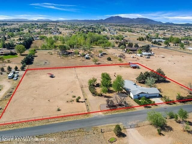 1923 Bumblebee Dr, Chino Valley, AZ | Under 5 Acres. Photo 32 of 34