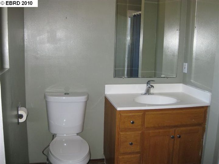 Rental 200 E Sims Rd, Brentwood, CA, 94513. Photo 4 of 5