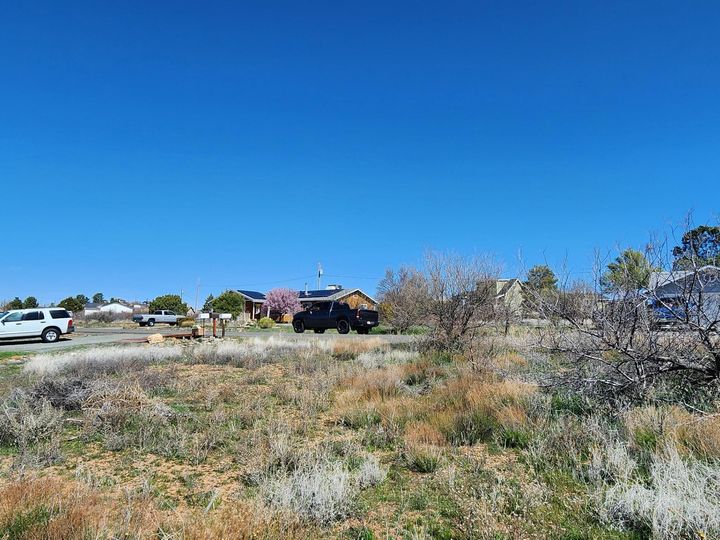 20235 E Mesa Verde Rd, Mayer, AZ | Under 5 Acres. Photo 22 of 34