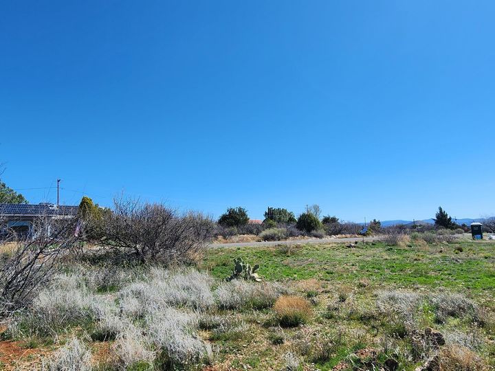 20235 E Mesa Verde Rd, Mayer, AZ | Under 5 Acres. Photo 8 of 34