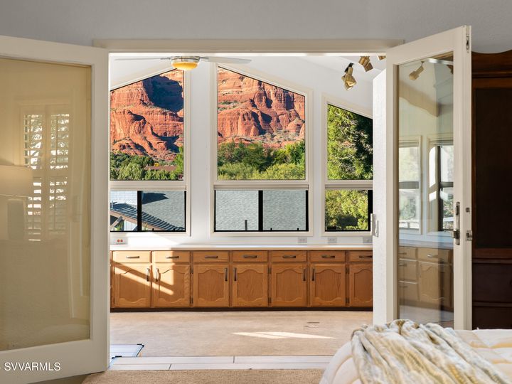 205 Concho Dr, Sedona, AZ | Cathedral View 1. Photo 19 of 46