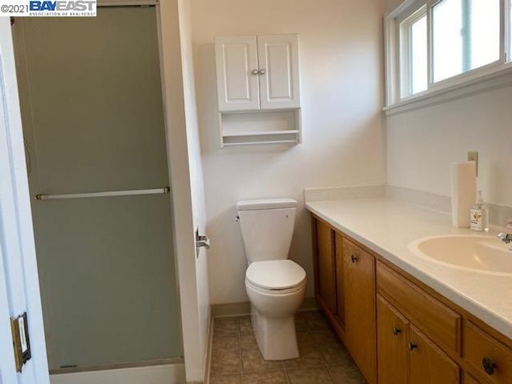 20500 Forest Ave, Castro Valley, CA | Marshall. Photo 23 of 40